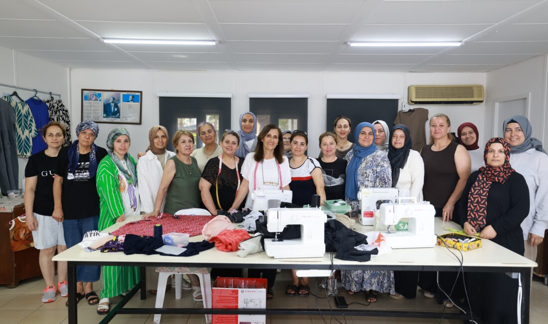 MEZİTLİ’DE KADINLAR DİKİŞ VE NAKIŞ KURSU İLE EKONOMİYE KATKI SAĞLIYOR