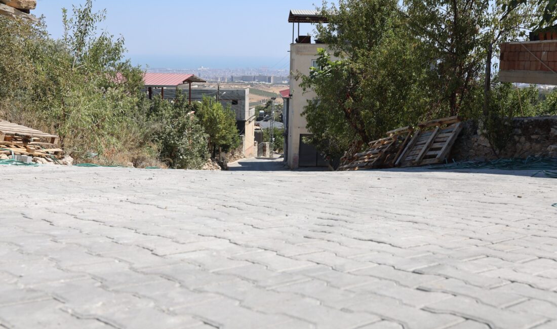 Toroslar Belediyesi, ilçenin merkezinden