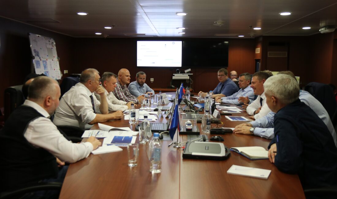 IAEA DELEGASYONU DÜNYANIN TEK YÜZER NÜKLEER SANTRALİNİ ZİYARET ETTİ Uluslararası kuruluşun temsilcileri, küçük