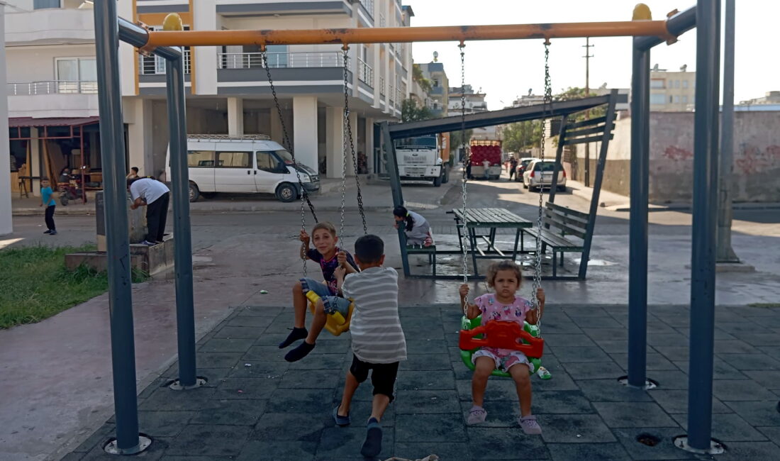 Akdeniz Belediyesi, ilçeye bağlı