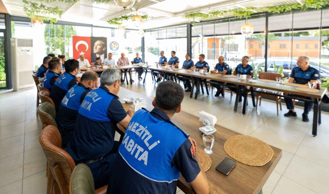 BAŞKAN TUNCER ZABITA TEŞKİLATI’NIN KURULUŞ YIL DÖNÜMÜNÜ KUTLADI Mezitli Belediye Başkanı Ahmet Serkan