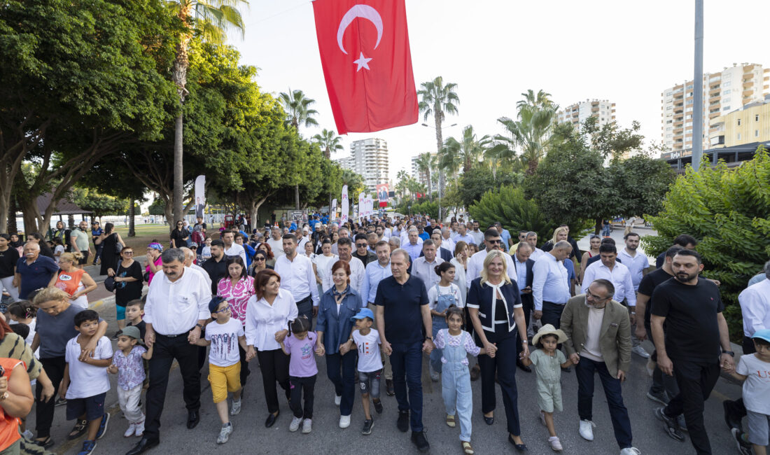 SEÇER: “MERSİN’İN YAŞANABİLİR BİR KENT OLMASI İÇİN ÇOK ÇABA SARF ETTİK”
