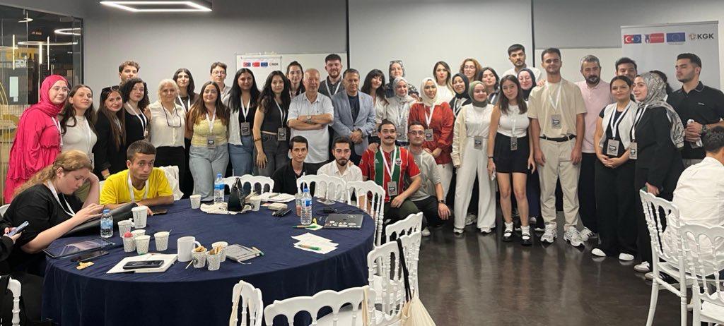 Küresel Gazeteciler Konseyi (KGK)