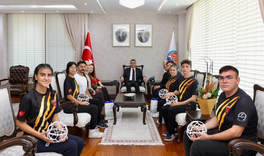 Mersin Valisi Atilla Toros,