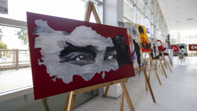 BÜYÜKŞEHİR’İN MEZİTLİ VE TOROSLAR ÇOCUK KAMPÜSÜ ÖĞRENCİLERİ 29 EKİM’İ COŞKU DOLU GÖSTERİLERLE KUTLADI