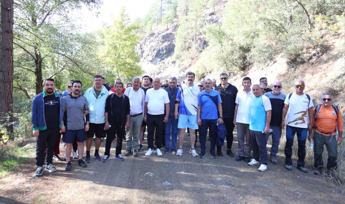BAŞKAN YILDIZ: “CUMHURİYETE YAŞAMIMIZIN HER ALANINDA SAHİP ÇIKACAĞIZ”  Toroslar Belediyesi, Cumhuriyetimizin 102’nci
