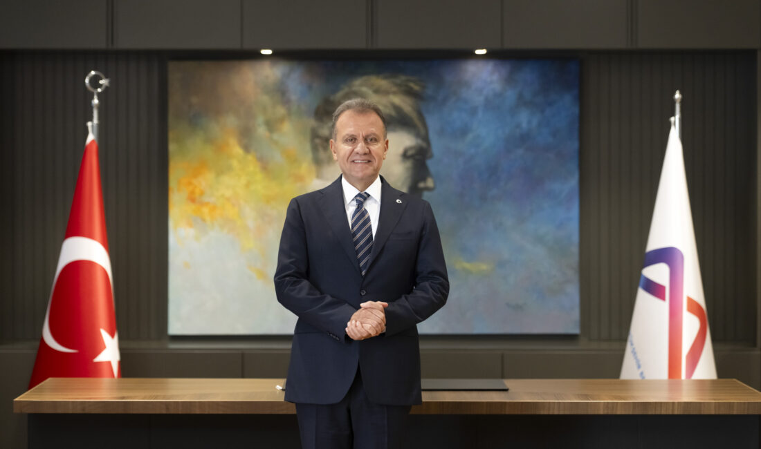 BAŞKAN SEÇER’DEN 24 KASIM ÖĞRETMENLER GÜNÜ MESAJI Mersin Büyükşehir Belediye Başkanı