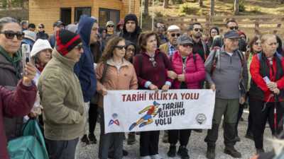 KİLİKYA YOLU YÜRÜYÜŞÜ ÇAMLIYAYLA’DA VATANDAŞLARIN YOĞUN KATILIMIYLA GERÇEKLEŞTİRİLDİ