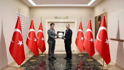 ÖZDEMİRCİ, TARSUS KAYMAKAMI MEHMET ALİ AKYÜZ’Ü ZİYARET ETTİ