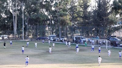 LİDER AKDENİZ BELEDİYE SPOR İLE TAKİPÇİSİ İÇEL YOL SPOR YENİŞEMEDİ