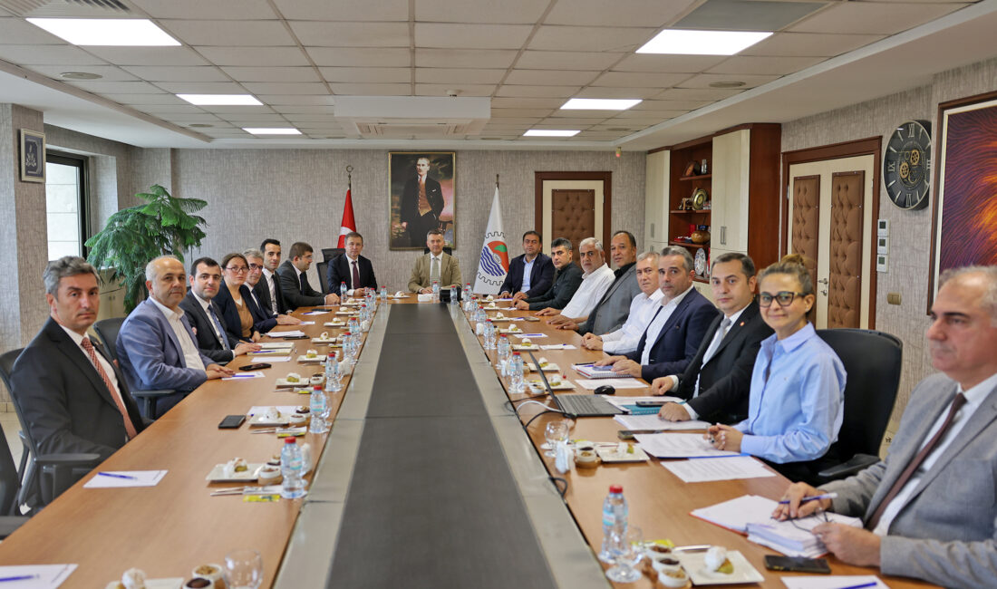 MTSO Başkanı Çakır: “Üretici ve tüketici halleri korunmalı” Yeni Hal Yasası’nın şekillendirilmesine