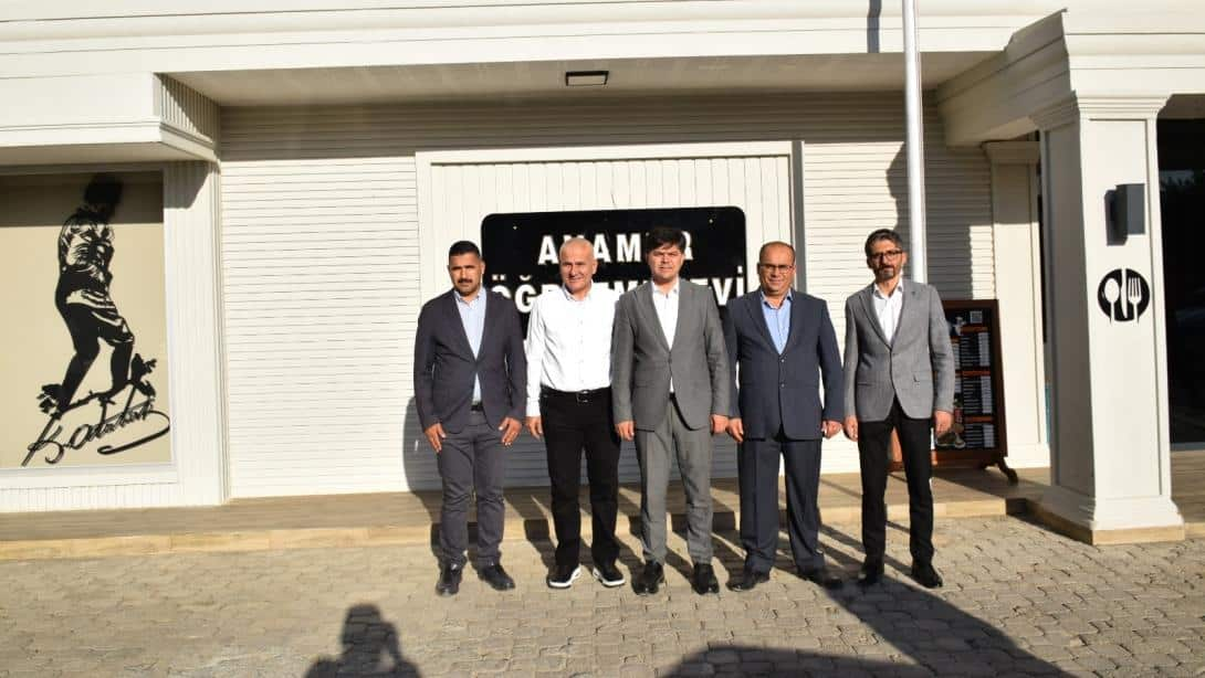 ÖZDEMİRCİ, ANAMUR’DA BİR DİZİ ZİYARET GERÇEKLEŞTİRDİ İl Millî Eğitim Müdürü