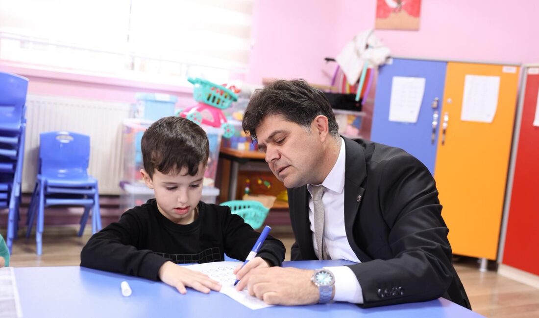 ÖZDEMİRCİ’DEN TOROSLAR İLÇESİNDE KAPSAMLI OKUL ZİYARETLERİ İl Millî Eğitim Müdürü