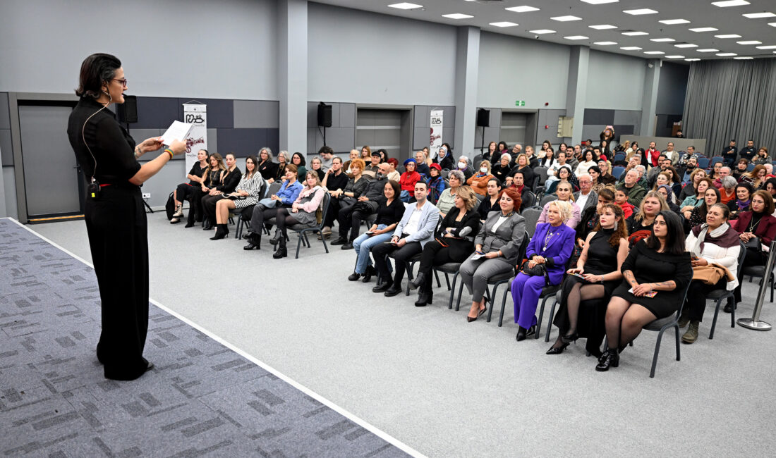 28. Uçan Süpürge Kadın