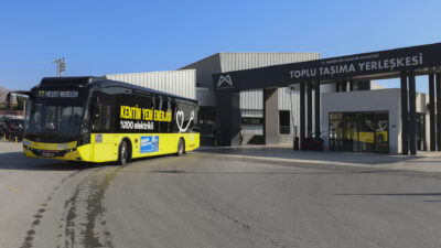 MERSİN BÜYÜKŞEHİR’İN ELEKTRİKLİ OTOBÜSLERİNE VATANDAŞLARDAN TAM NOT
