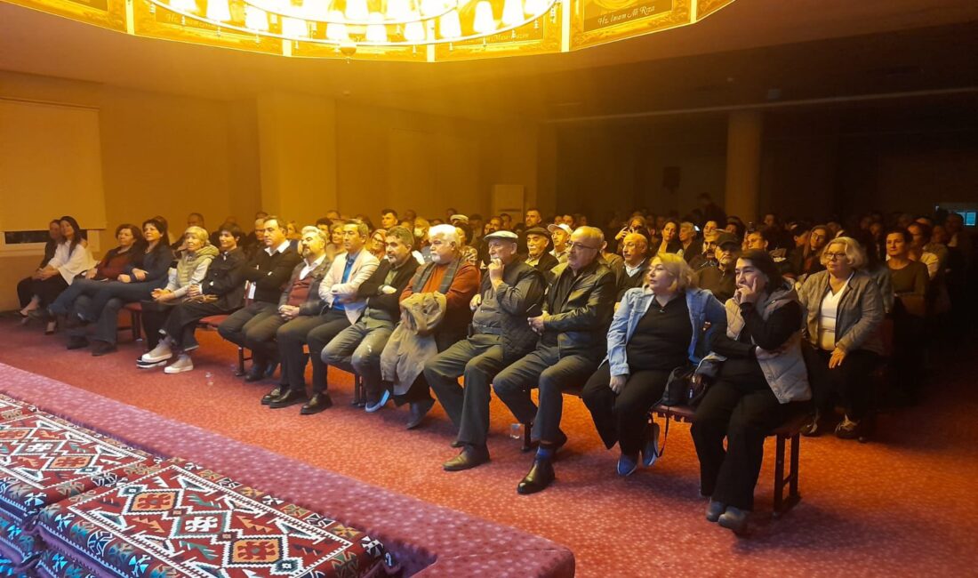 Ali Mahsuni Seven ve Doğu Ekin Toroslar Cemevi’nde Aynı Sahnedeydi Anadolu’nun yüzyıllardır süregelen ozanlık