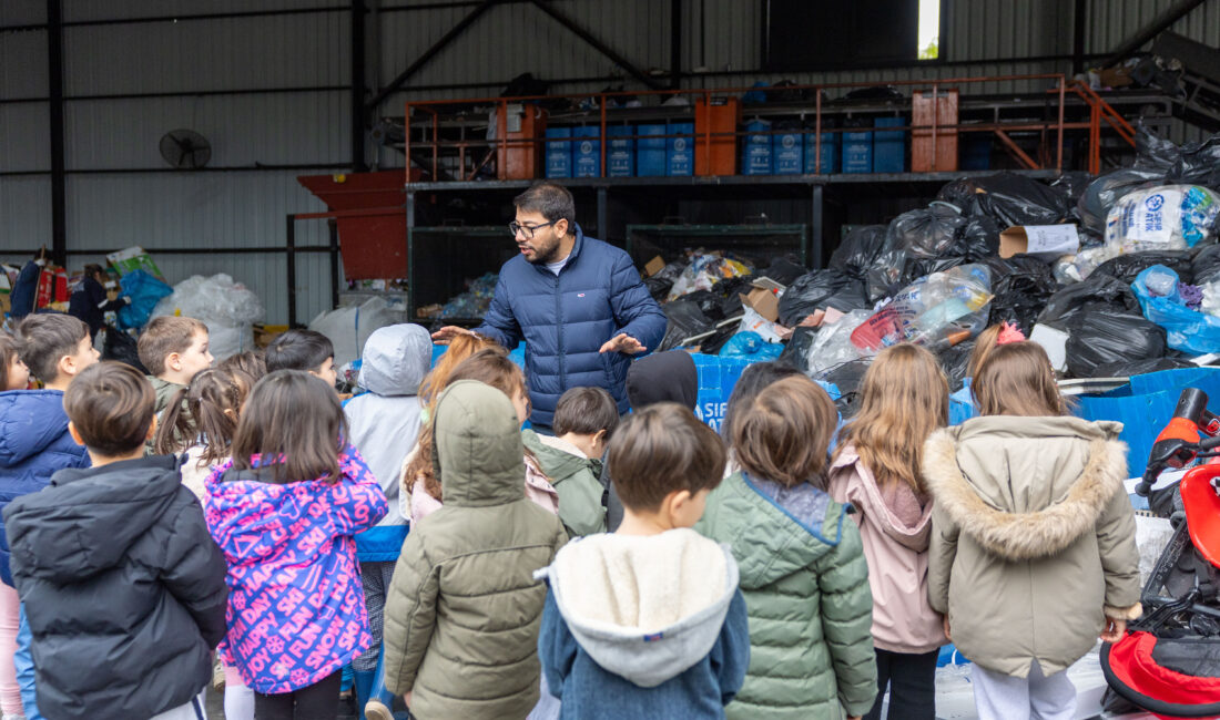 Yenişehir’de Minik Eller Geri Dönüşümü Öğreniyor Mersin Yenişehir Belediyesi, küçük