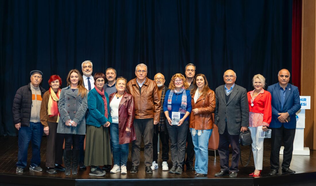 Yenişehir’de “Yeni Bir Şehir Kurmak” Söyleşisi Mersin Yenişehir Belediyesi’nin düzenlediği