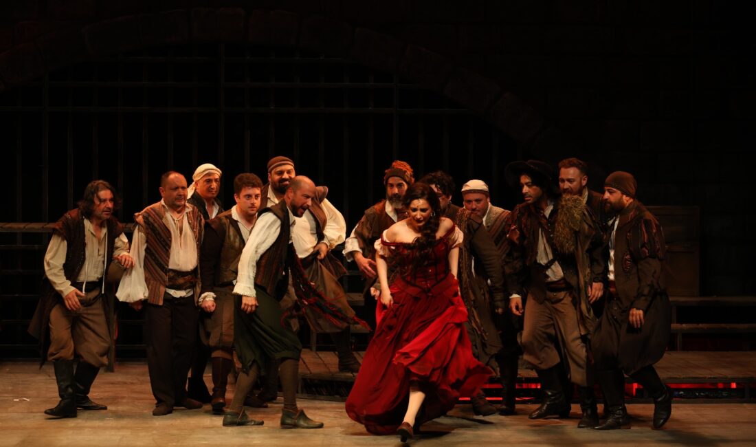 DON KİŞOT MÜZİKALİ: “MANÇALI ADAM” MERSİN DOB SAHNESİNDE Miguel de Cervantes’in ölümsüz