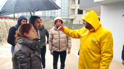 Tarsus’ta etkisini artıran yoğun yağışların