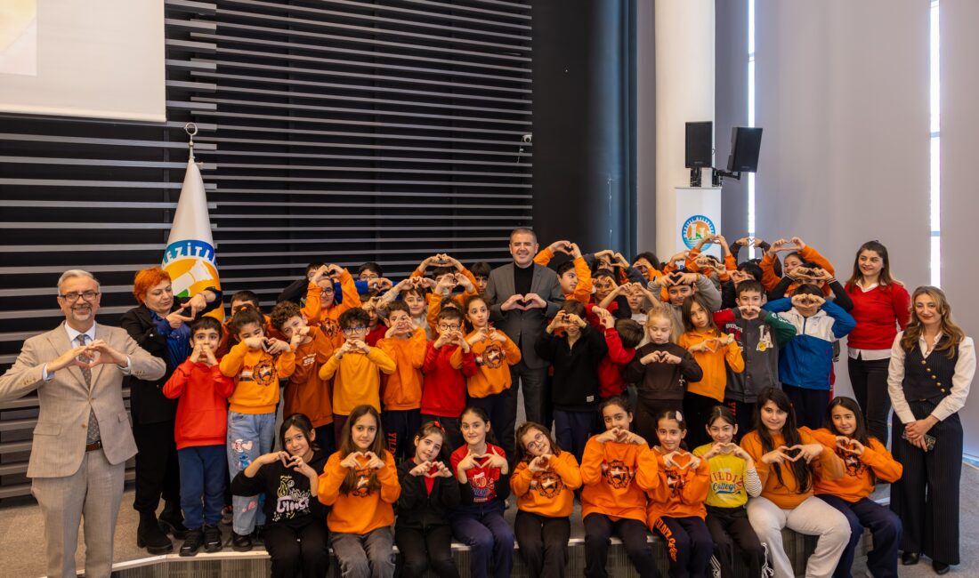 “SİZLER BİZİM GELECEĞİMİZSİNİZ”