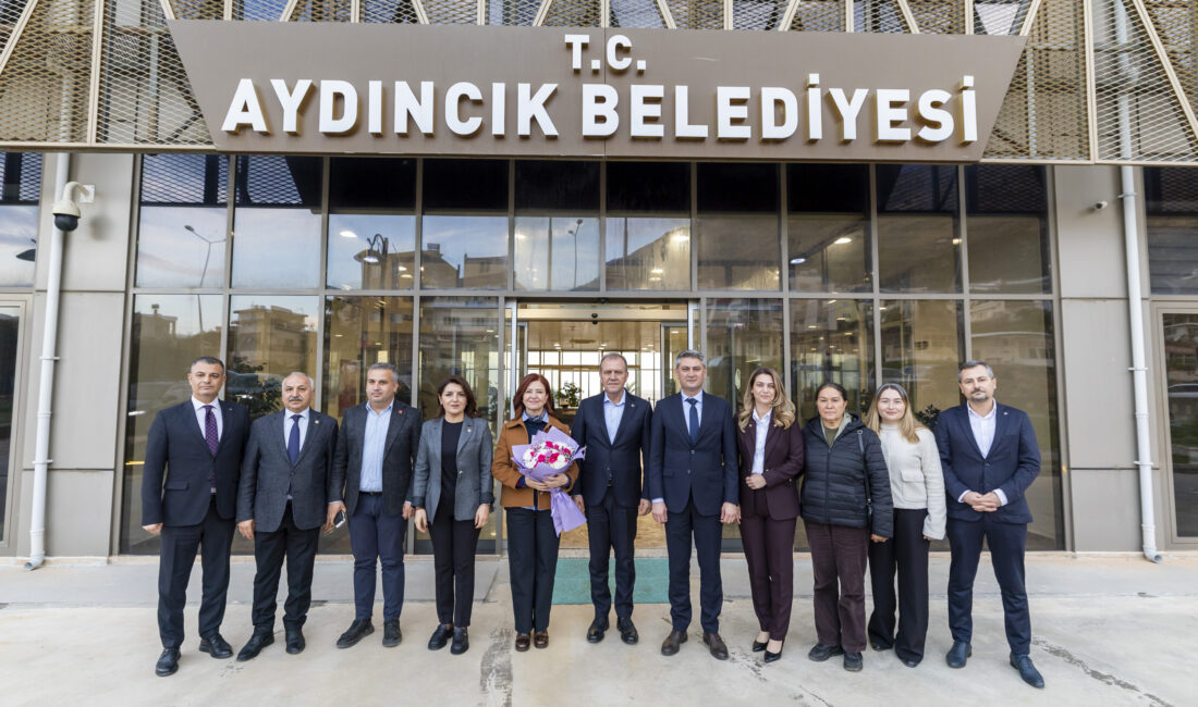 BAŞKAN SEÇER VE MERAL SEÇER, AYDINCIKLI YURTTAŞLARLA İFTAR SOFRASINDA BULUŞTU