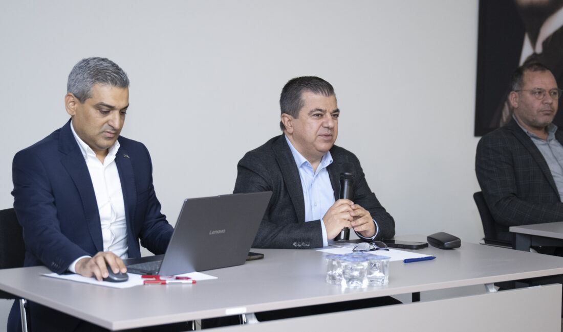 BÜYÜKŞEHİR, MUHTARLAR VE SİTE YÖNETİCİLERİNİ HAŞEREYLE MÜCADELEDE İŞ BİRLİĞİ İÇİN BİR ARAYA GETİRDİ Mersin Büyükşehir Belediyesi Çevre