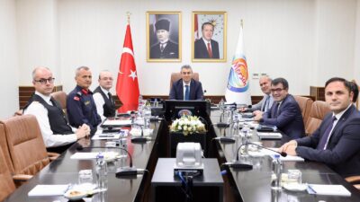 Mersin Valisi Atilla Toros başkanlığında,