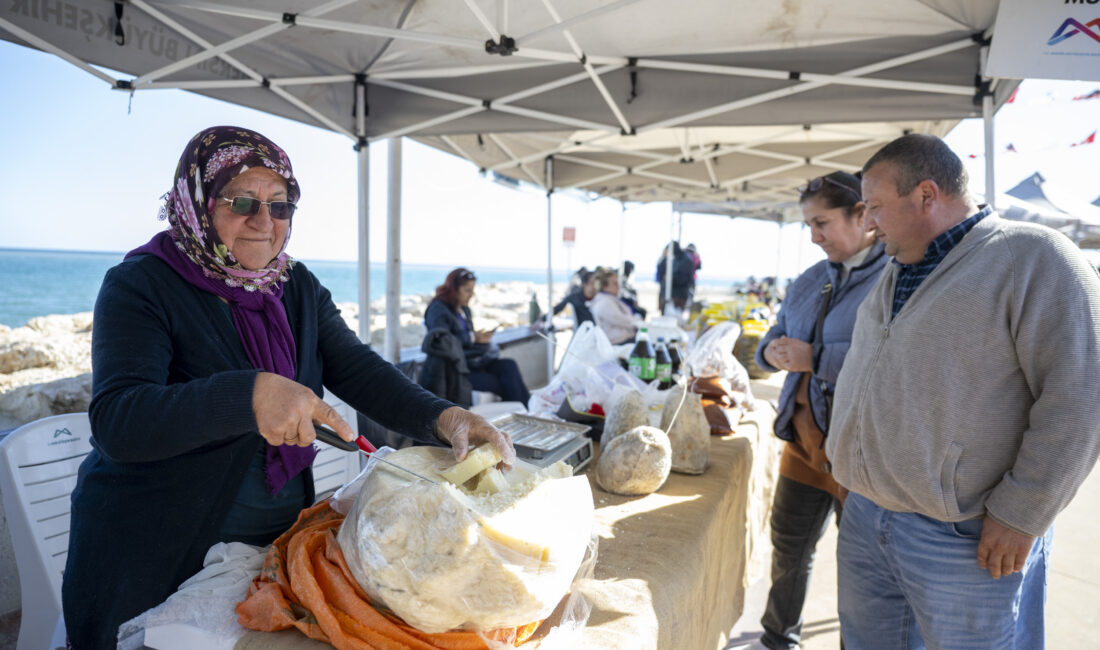 BÜYÜKŞEHİR’İN 8 MART PROGRAMINDA KADINLARIN SESİ, EMEĞİ VE DAYANIŞMASI BULUŞTU Kadın emeğinin görünürlüğü ve