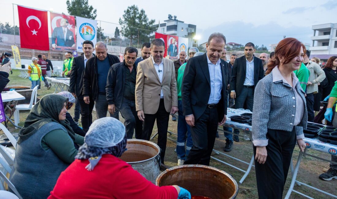 Mezitli Belediyesi’nin düzenlediği iftar