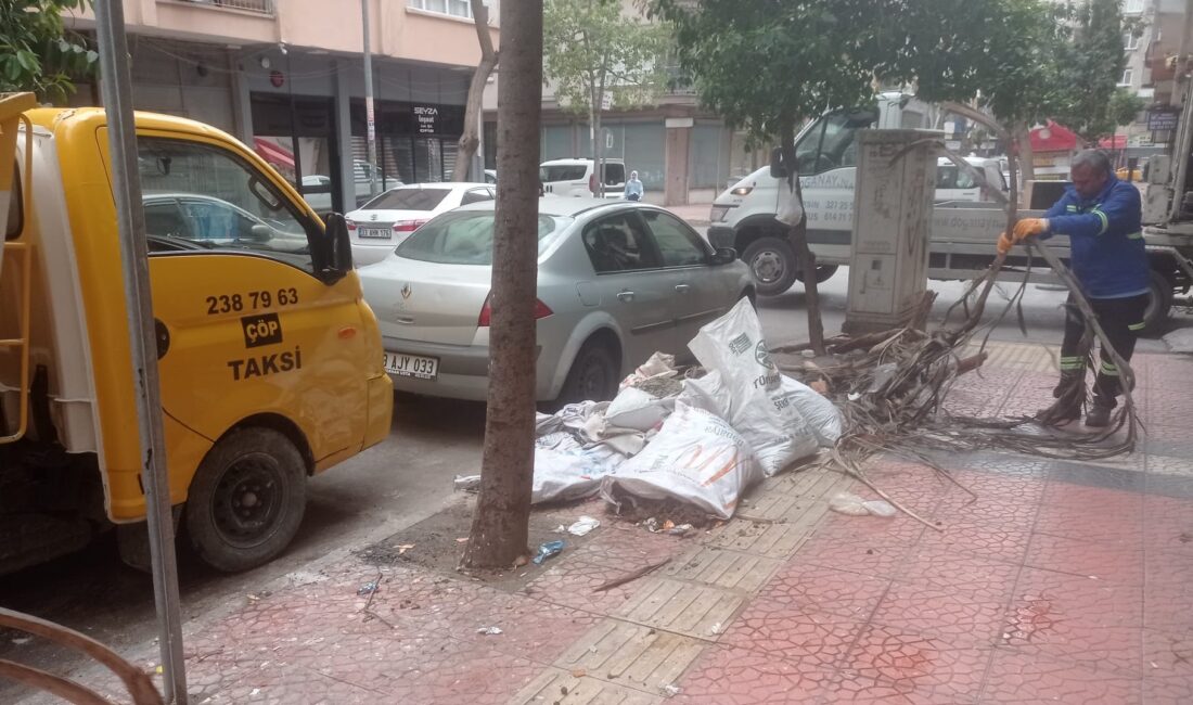 Başkan V. Zeyit Şener: “Kent temizliği konusunda hassasiyet gösteriyoruz” Akdeniz Belediyesi, ilçe genelinde