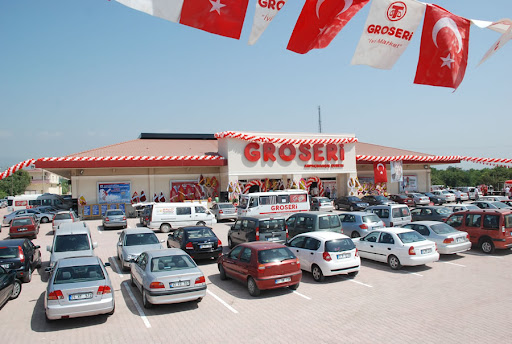 Groseri, Ramazan’da Müşterileriyle İftar Sofralarında Buluştu Adana ve Mersin’de faaliyet