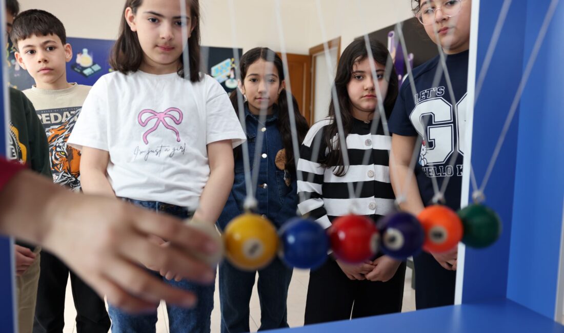 Yaparak Yaşayarak Öğrenme Merkezi, Uygulamalı Eğitim Modeliyle Geleceğe Işık Tutuyor Akdeniz Belediyesi, Yaparak Yaşayarak