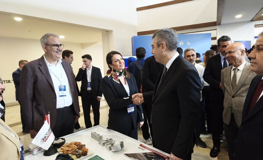 Gül Akyürek Balta ‘Milli Teknoloji Zirvesi’ne katıldı