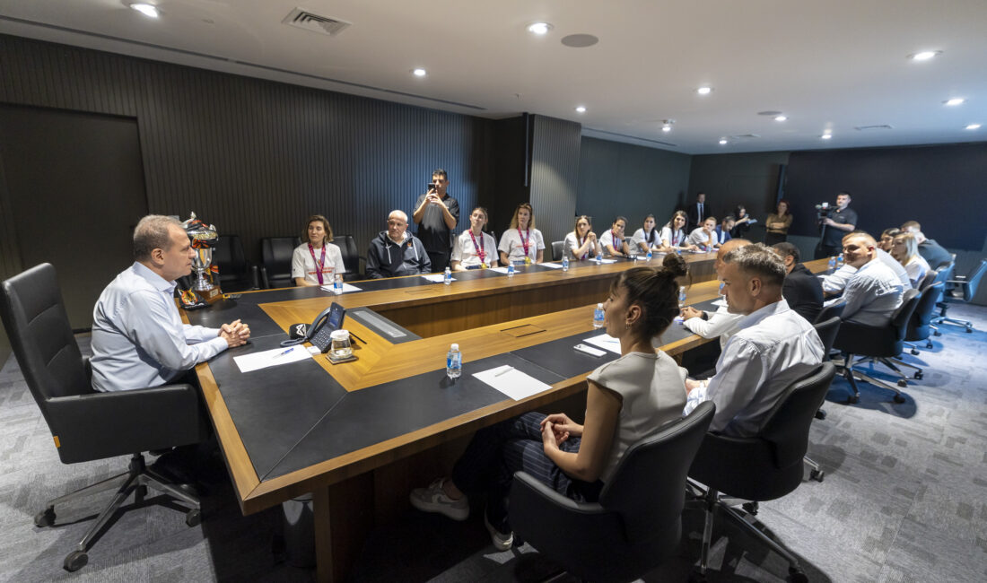 SEÇER: “ÇBK MERSİN’İN BAŞARISI KENTİM İÇİN BÜYÜK BİR ZENGİNLİK” ÇİMSA ÇBK Mersin, EuroCup’ta elde