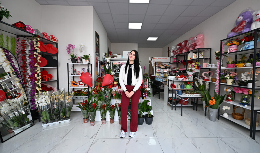 MERSİN BÜYÜKŞEHİR’İN MERCEK KURSLARI KADIN İSTİHDAMINA KATKI SUNUYOR Mersin Büyükşehir Belediyesi Meslek