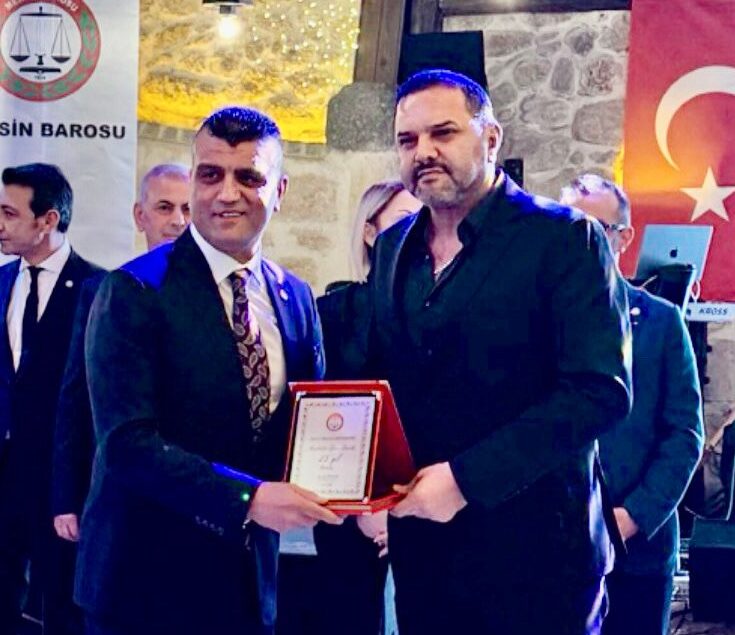 Duayen Avukat Murat Altındere onurlandırıldı Mersin Barosu, meslekte 25.