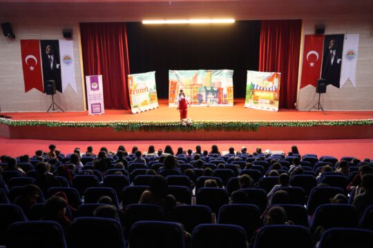 SANATLA FARKINDALIK OLUŞTURULDU Günümüzde çocuklar arasında hızla yaygınlaşan