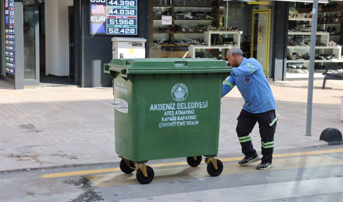 Mersin’in Kent Merkezinde Çöp Konteynerleri Yenileniyor Gündüz nüfusu 750 bini