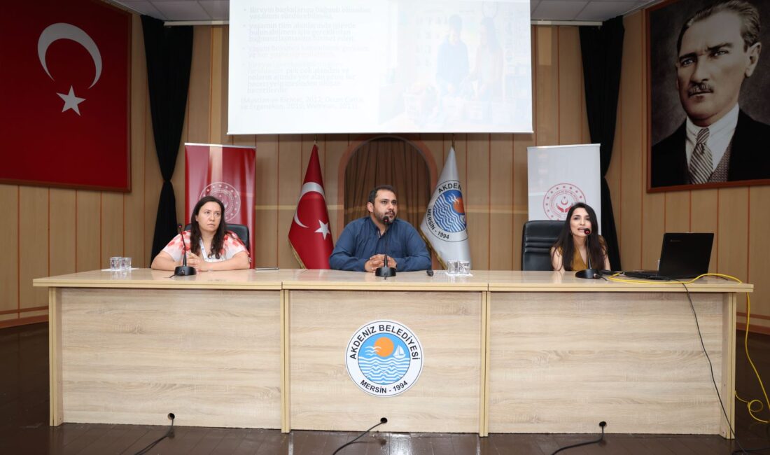 “Özel Gereksinimli Bireyler ve Ev Yaşamı” Paneli