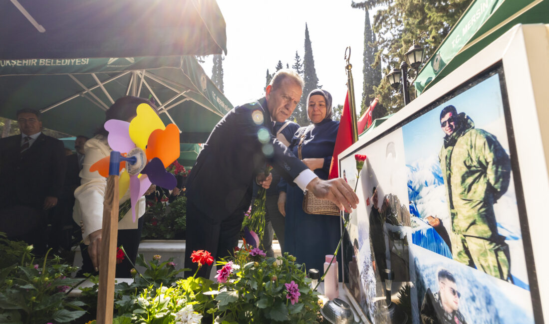 SEÇER: “MERSİNLİLERİN HUZURLU BİR BAYRAM GEÇİRMESİ İÇİN TÜM HAZIRLIKLARIMIZI TAMAMLADIK” SEÇER: “MERSİNLİLERİN HUZURLU BİR BAYRAM GEÇİRMESİ İÇİN TÜM HAZIRLIKLARIMIZI TAMAMLADIK”