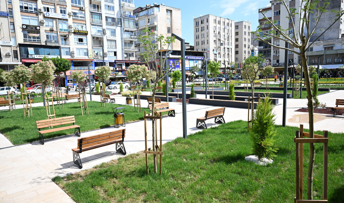 MERSİN BÜYÜKŞEHİR’DEN KENT MERKEZİNE MODERN MEYDAN Mersin Büyükşehir Belediyesi Fen İşleri