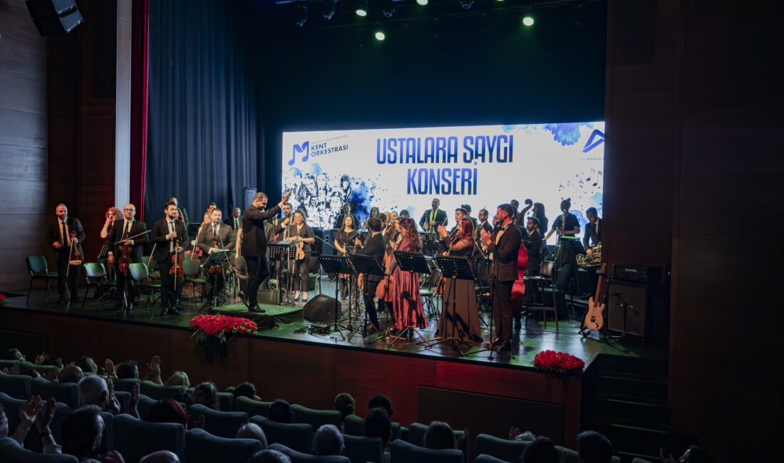 GEÇMİŞTEN GÜNÜMÜZE İZ BIRAKAN ESERLER, KENT ORKESTRASI İLE YENİDEN HAYAT BULDU Mersin Büyükşehir Belediyesi tarafından, sanatseverleri