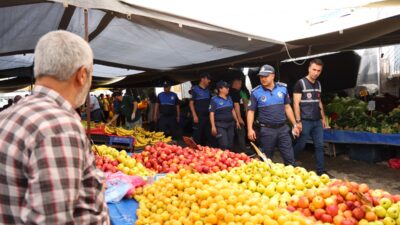 Toroslar Belediyesi, vatandaşların semt pazarlarında