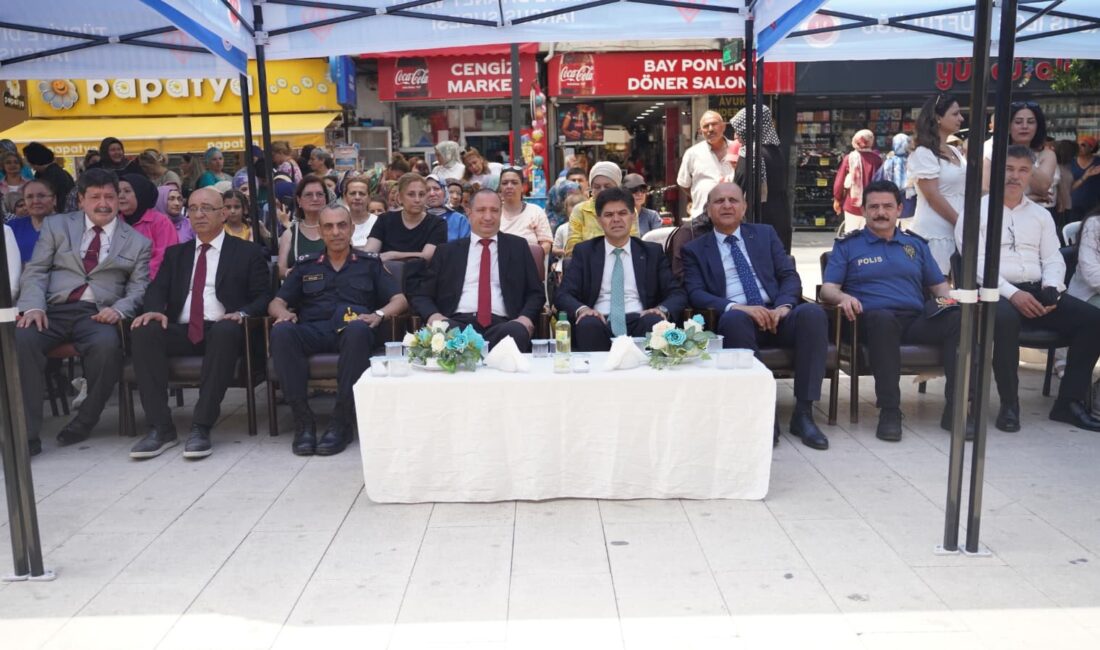 EMİRCİ, “HAYAT BOYU ÖĞRENME HAFTASI SERGİSİ” AÇILIŞINA KATILDI İl Millî Eğitim Müdürü Muhammed
