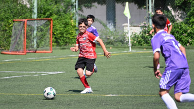 BÜYÜKŞEHİR EV SAHİPLİĞİNDEKİ ‘U-11 VE U-12 ÇOCUK FUTBOL ŞENLİĞİ’ DEVAM EDİYOR Geleneksel hale gelen ve binlerce