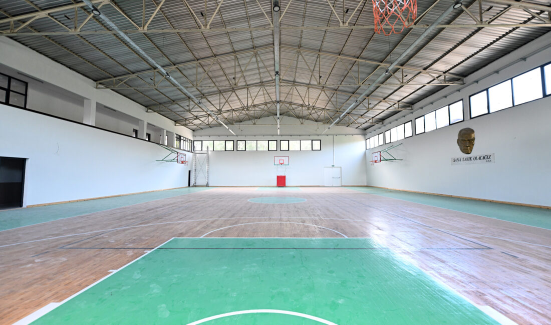 BÜYÜKŞEHİR, ‘ALİ SAMSA KARAMEHMET KAPALI SPOR SALONU’NDA YENİLEME ÇALIŞMALARINI TAMAMLADI Mersin Büyükşehir Belediyesi, Tarsus Fevzi