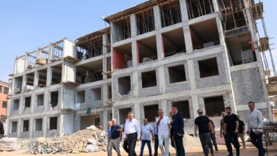 Mersin Valisi Atilla Toros, hayırsever