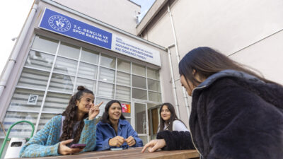 Mersin, Üniversite Araştırmaları Laboratuvarı (ÜniAr)