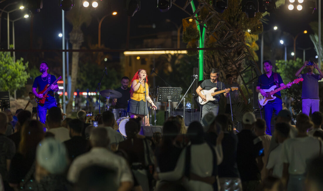 YAYLALARDA YAZ AKŞAMLARI BÜYÜKŞEHİR’İN KONSERLERİYLE ŞENLENİYOR Mersin Büyükşehir Belediyesi, ‘her yerde sanat’ anlayışıyla